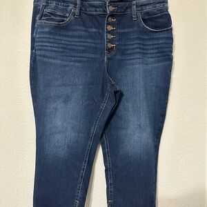 Maurices MJeans 20W High Rise Dark Wash Crop Capri Jeans Button Fly